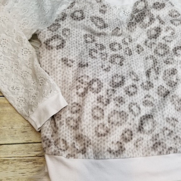 Kensie Nordstrom Women's Print Lace Sweater Small - Picture 3 of 7